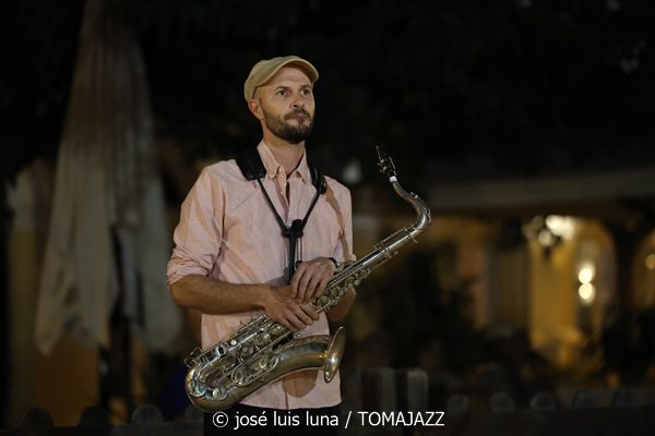 Miquel Àngel Rigo Quintet (37 Eivissa Jazz 2025. Passeig Vara de Rey. Eivissa. 2025-09-02) Por José Luis Luna Rocafort [INSTANTZZ AKA Galería fotográfica AKA Fotoblog de jazz, impro… y algo más] - Tomajazz - Miquel Àngel Rigo Quintet actuó en el 37 Eivissa Jazz 2025. José Luis Luna Rocafort retrata la actuación en INSTANTZZ. Participaron Miquel Àngel Rigo, Tomeu Garcías, Jaume Riera, Joan Garcías Tur, Josep Servera, Goran Levi