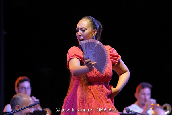 Big Band Ciutat d'Eivissa (37 Eivissa Jazz 2025. Parc Reina Sofía. Eivissa. 2025-09-03) Por José Luis Luna Rocafort [INSTANTZZ AKA Galería fotográfica AKA Fotoblog de jazz, impro… y algo más] - Tomajazz - Big Band Ciutat d'Eivissa actuó en el 37 Eivissa Jazz 2025. José Luis Luna Rocafort lo retrata en INSTANTZZ