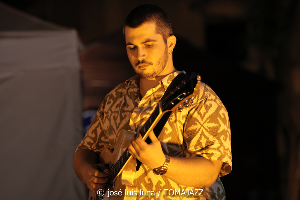 Miquel Àngel Rigo Quintet (37 Eivissa Jazz 2025. Passeig Vara de Rey. Eivissa. 2025-09-02) Por José Luis Luna Rocafort [INSTANTZZ AKA Galería fotográfica AKA Fotoblog de jazz, impro… y algo más] - Tomajazz - Miquel Àngel Rigo Quintet actuó en el 37 Eivissa Jazz 2025. José Luis Luna Rocafort retrata la actuación en INSTANTZZ. Participaron Miquel Àngel Rigo, Tomeu Garcías, Jaume Riera, Joan Garcías Tur, Josep Servera, Goran Levi