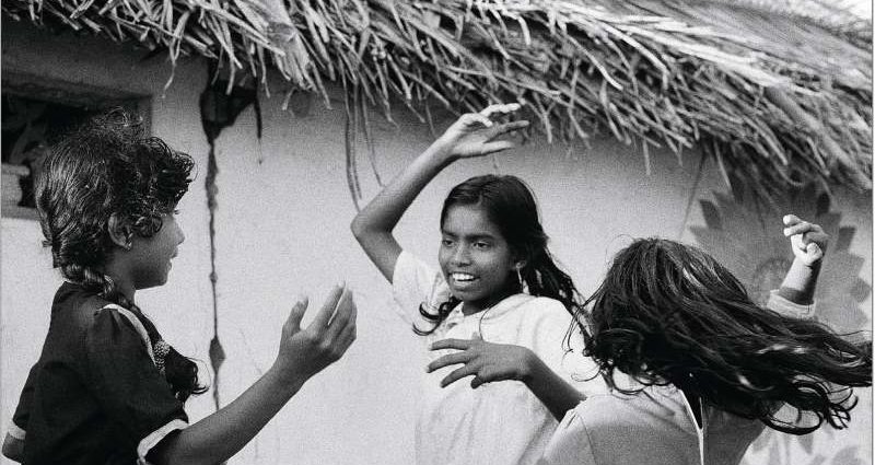 Louis Sclavis: India (Yolk Records; 2025) Por Carlos Lara [Grabación de jazz] - Tomajazz - India (Yolk Records; 2025) es la nueva grabación de Louis Sclavis. Carlos Lara repasa la grabación. Con Louis Sclavis, Olivier Laisney, Benjamin Moussay, Sarah Murcia, Christophe Lavergne