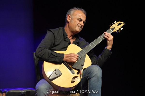 Toni Miranda / Tony Ann (18 Jazz Voyeur Festival 2025. Trui Teatre. Palma. 2025-12-04) Por José Luis Luna Rocafort [INSTANTZZ AKA Galería fotográfica AKA Fotoblog de jazz, impro… y algo más] - Tomajazz - Toni Miranda - Tony Ann actuaron en el 18 Jazz Voyeur Festival 2025 en Palma, el 4 de diciembre de 2025. José Luis Luna Rocafort [INSTANTZZ