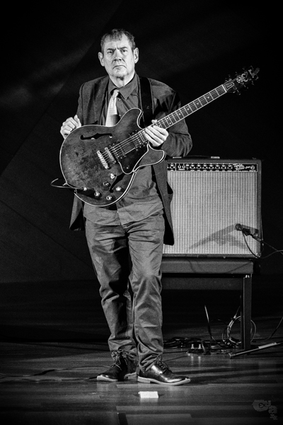 Federico Lechner - Chema Saiz "Satie for two" (Sinetiq. Música sin etiquetas. CentroCentro, Madrid. 2025-12-04) Por Sergio Cabanillas [INSTANTZZ AKA Galería fotográfica AKA Fotoblog de jazz, impro… y algo más] - Tomajazz - Federico Lechner - Chema Saiz "Satie for two" actuaron en el ciclo Sinetiq. Música sin etiquetas, en CentroCentro, Madrid, el 4 de diciembre de 2025. Sergio Cabanillas lo fotografía en INSTANTZZ