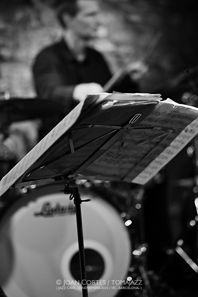 Samuel Blaser, Marc Ducret & Peter Bruun (Jazz Cava, 2025-11-20 / Vic -Barcelona-) Por Joan Cortès [INSTANTZZ AKA Galería fotográfica AKA Fotoblog de jazz, impro… y algo más] - Tomajazz - Samuel Blaser, Marc Ducret & Peter Bruun actuaron en la Jazz Cava de Vic, el 20 e noviembre de 2025. Joan Cortès lo retrata en INSTANTZZ