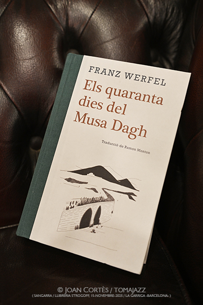 Jorge Quesada & Albert Pintor (Sangarra / Llibreria Strogoff, 2025-11-15 / La Garriga -Barcelona-) Por Joan Cortès [INSTANTZZ AKA Galería fotográfica AKA Fotoblog de jazz, impro… y algo más] - Tomajazz - Jorge Quesada & Albert Pintor actuaron en Llibreria Strogoff, La Garriga -Barcelona-, el 15 de noviembre de 2025. Joan Cortès lo retrata en INSTANTZZ. Con