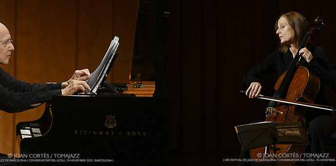Anja Lechner & François Couturier (59è Festival de Jazz de Barcelona / Conservatori del Liceu, 2025-11-19. Barcelona) Por Joan Cortès [Concierto de jazz] - Tomajazz - Anja Lechner & François Couturier participaron en el 59è Festival de Jazz de Barcelona en el Conservatori del Liceu, el 19 de noviembre de 2025. Joan Cortès lo relata y retrata