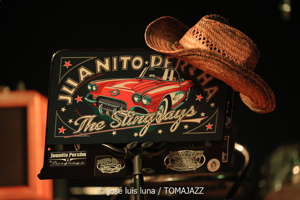 Juanito Percha & The Stingrays (Factoria de So, Santa María, Mallorca. 2026-01-23) Por José Luis Luna Rocafort [INSTANTZZ AKA Galería fotográfica AKA Fotoblog de jazz, impro… y algo más] - Tomajazz - Juanito Percha & The Stingrays actuó en Factoria de So, Santa María, Mallorca, el 23 de enero de 2026. José Luis Luna Rocafort lo retrata en INSTANTZZ. Con Juanma López "alias" Juanito Percha, Fernando Espinar, Juanma Hernández, Joan Pons