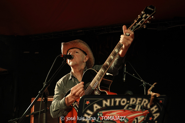 Juanito Percha & The Stingrays (Factoria de So, Santa María, Mallorca. 2026-01-23) Por José Luis Luna Rocafort [INSTANTZZ AKA Galería fotográfica AKA Fotoblog de jazz, impro… y algo más] - Tomajazz - Juanito Percha & The Stingrays actuó en Factoria de So, Santa María, Mallorca, el 23 de enero de 2026. José Luis Luna Rocafort lo retrata en INSTANTZZ. Con Juanma López "alias" Juanito Percha, Fernando Espinar, Juanma Hernández, Joan Pons