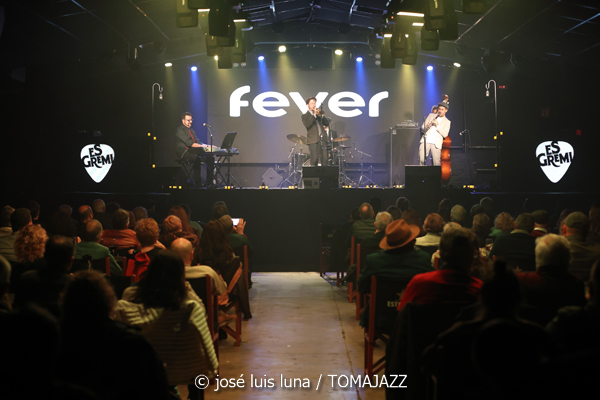 The Jazz Room (Es Gremi. Palma de Mallorca. 2025-12-16) Por José Luis Luna Rocafort [INSTANTZZ AKA Galería fotográfica AKA Fotoblog de jazz, impro… y algo más] - Tomajazz - The Jazz Room actuó en Es Gremi de Palma de Mallorca, el 16 de diciembre de 2025. José Luis Luna Rocafort lo retrata en INSTANTZZ. Con Guillermo Valero, David Romero, David Sam, Carlos Picó, Erc Barrachina