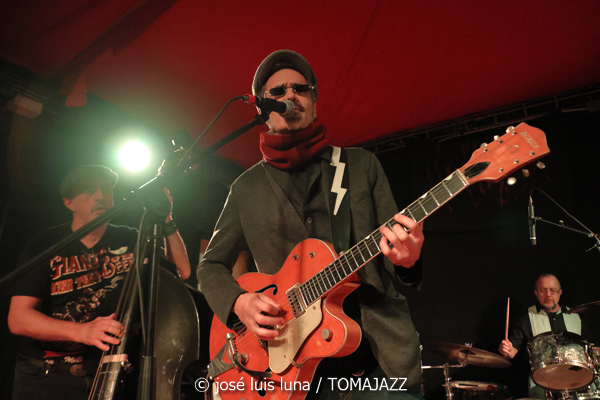 The Impossible Combo (Factoria de So, Santa María, Mallorca. 2026-01-23) Por José Luis Luna Rocafort [INSTANTZZ AKA Galería fotográfica AKA Fotoblog de jazz, impro… y algo más] - Tomajazz - The Impossible Combo actuó en Factoria de So, Santa María, Mallorca, el 23 de enero de 2026. José Luis Luna Rocafort lo retrata en INSTANTZZ. Con Pep Amengual, Biel Ballester, Juanma Hernández, Manu Hernández, Juanma López , Juanito Percha, Fernando Espinar, Yuyu