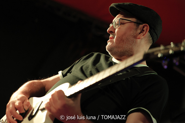 Juanito Percha & The Stingrays (Factoria de So, Santa María, Mallorca. 2026-01-23) Por José Luis Luna Rocafort [INSTANTZZ AKA Galería fotográfica AKA Fotoblog de jazz, impro… y algo más] - Tomajazz - Juanito Percha & The Stingrays actuó en Factoria de So, Santa María, Mallorca, el 23 de enero de 2026. José Luis Luna Rocafort lo retrata en INSTANTZZ. Con Juanma López "alias" Juanito Percha, Fernando Espinar, Juanma Hernández, Joan Pons