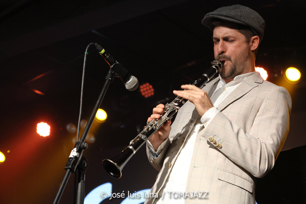 The Jazz Room (Es Gremi. Palma de Mallorca. 2025-12-16) Por José Luis Luna Rocafort [INSTANTZZ AKA Galería fotográfica AKA Fotoblog de jazz, impro… y algo más] - Tomajazz - The Jazz Room actuó en Es Gremi de Palma de Mallorca, el 16 de diciembre de 2025. José Luis Luna Rocafort lo retrata en INSTANTZZ. Con Guillermo Valero, David Romero, David Sam, Carlos Picó, Erc Barrachina