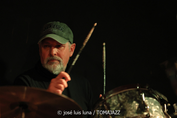 Juanito Percha & The Stingrays (Factoria de So, Santa María, Mallorca. 2026-01-23) Por José Luis Luna Rocafort [INSTANTZZ AKA Galería fotográfica AKA Fotoblog de jazz, impro… y algo más] - Tomajazz - Juanito Percha & The Stingrays actuó en Factoria de So, Santa María, Mallorca, el 23 de enero de 2026. José Luis Luna Rocafort lo retrata en INSTANTZZ. Con Juanma López "alias" Juanito Percha, Fernando Espinar, Juanma Hernández, Joan Pons