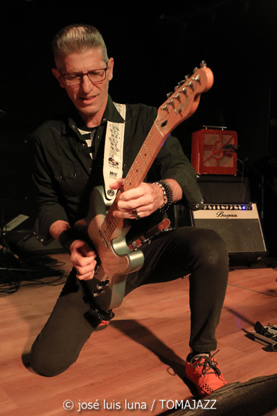 The Impossible Combo (Factoria de So, Santa María, Mallorca. 2026-01-23) Por José Luis Luna Rocafort [INSTANTZZ AKA Galería fotográfica AKA Fotoblog de jazz, impro… y algo más] - Tomajazz - The Impossible Combo actuó en Factoria de So, Santa María, Mallorca, el 23 de enero de 2026. José Luis Luna Rocafort lo retrata en INSTANTZZ. Con Pep Amengual, Biel Ballester, Juanma Hernández, Manu Hernández, Juanma López , Juanito Percha, Fernando Espinar, Yuyu