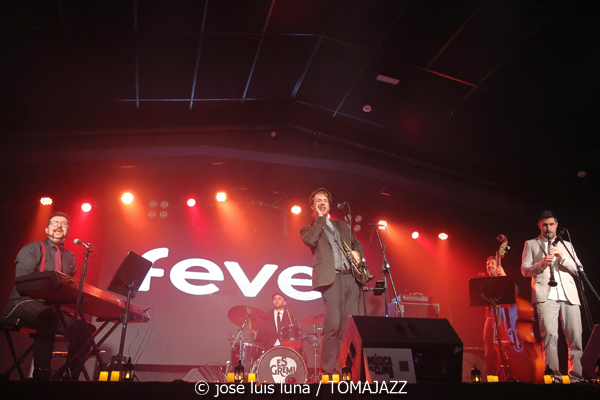 The Jazz Room (Es Gremi. Palma de Mallorca. 2025-12-16) Por José Luis Luna Rocafort [INSTANTZZ AKA Galería fotográfica AKA Fotoblog de jazz, impro… y algo más] - Tomajazz - The Jazz Room actuó en Es Gremi de Palma de Mallorca, el 16 de diciembre de 2025. José Luis Luna Rocafort lo retrata en INSTANTZZ. Con Guillermo Valero, David Romero, David Sam, Carlos Picó, Erc Barrachina