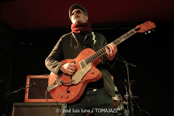 The Impossible Combo (Factoria de So, Santa María, Mallorca. 2026-01-23) Por José Luis Luna Rocafort [INSTANTZZ AKA Galería fotográfica AKA Fotoblog de jazz, impro… y algo más] - Tomajazz - The Impossible Combo actuó en Factoria de So, Santa María, Mallorca, el 23 de enero de 2026. José Luis Luna Rocafort lo retrata en INSTANTZZ. Con Pep Amengual, Biel Ballester, Juanma Hernández, Manu Hernández, Juanma López , Juanito Percha, Fernando Espinar, Yuyu