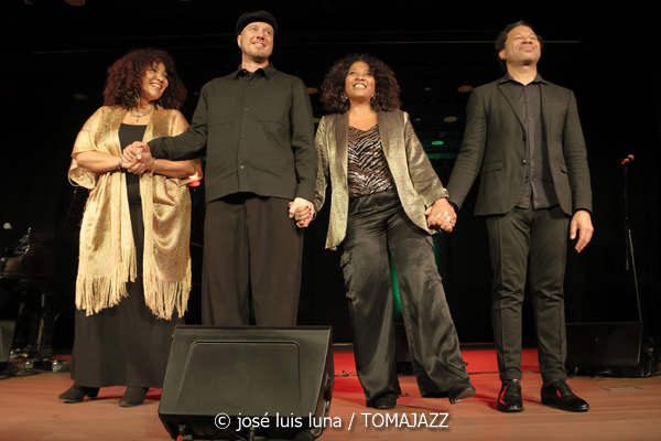 New Orleans Gospel 4tet (Caixaforum Palma. 2026-01-27) Por José Luis Luna Rocafort [INSTANTZZ AKA Galería fotográfica AKA Fotoblog de jazz, impro… y algo más] - Tomajazz - New Orleans Gospel 4tet actuó en Caixaforum Palma el 27 de enero de 2026. José Luis Luna Rocafort lo retrata en INSTANTZZ