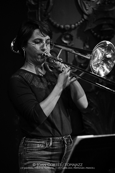 Otoño Femenino 2025 (I) Por Joan Cortès [INSTANTZZ AKA Galería fotográfica AKA Fotoblog de jazz, impro… y algo más] - Tomajazz - Un clásico en Tomajazz son los repasos estacionales de Joan Cortès en INSTANTZZ. Comenzamos con Otoño Femenino 2025 primera parte con...