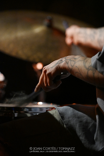 Marcin Masecki “Boleros y más” (Jamboree, 2025-12-03 / Barcelona) Por Joan Cortès [INSTANTZZ AKA Galería fotográfica AKA Fotoblog de jazz, impro… y algo más] - Tomajazz - Marcin Masecki “Boleros y más” actuó en Jamboree, el 3 de diciembre de 2025. Joan Cortès lo retrata en INSTANTZZ