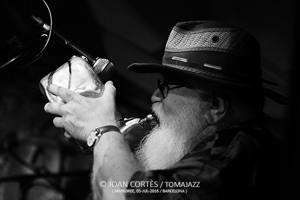 Músicos fallecidos en 2025 -un recuerdo- Por Joan Cortès [INSTANTZZ AKA Galería fotográfica AKA Fotoblog de jazz, impro… y algo más] - Tomajazz - Desde INSTANTZZ, Joan Cortès recuerda a algunos de las y los músicos fallecidos en el pasado 2025.