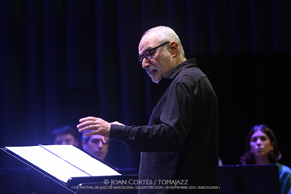 Barcelona Art Orchestra -BAO- & Miguel Zenón “Expressions” (57è Festival de Jazz de Barcelona / L’Auditori -S2OM-, 2025-11-29 / Barcelona) [09] Por Joan Cortès [INSTANTZZ AKA Galería fotográfica AKA Fotoblog de jazz, impro… y algo más] - Tomajazz - Barcelona Art Orchestra -BAO- & Miguel Zenón “Expressions” actuaron en el 57è Festival de Jazz de Barcelona 2026 en L’Auditori, el 29 de noviembre de 2025. Joan Cortès lo retrata en INSTANTZZ