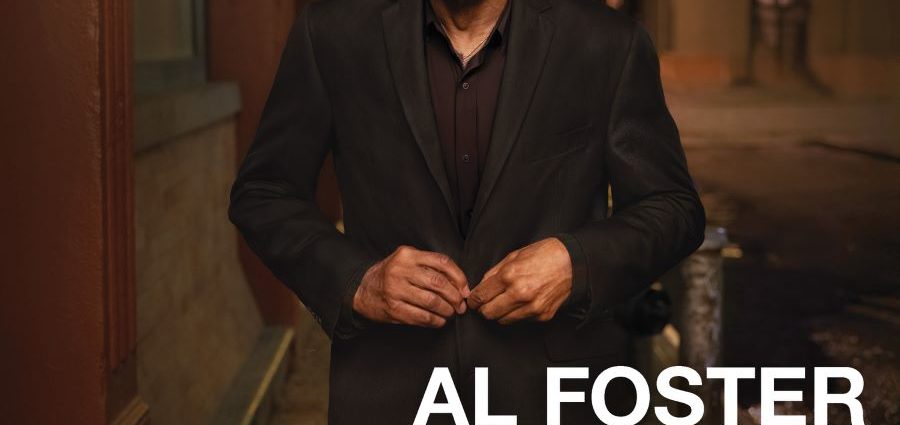 Al Foster: Live at Smoke (Smoke Sessions Records, 2025) Por Carlos Lara [Grabación de jazz] - Tomajazz - Live at Smoke (Smoke Sessions Records, 2025) es una grabación en directo de Al Foster, registrada unos meses antes de su fallecimiento. Carlos Lara la repasa. Con Al Foster, Chris Potter, Brad Mehldau, Joe Martin