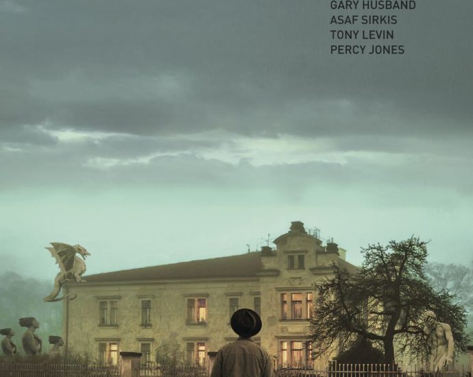 Mark Wingfield: The Gathering (MoonJune Records; 2024) Por Enrique Farelo [Grabación de jazz] - Tomajazz - The Gathering (MoonJune Records; 2024) es la grabación de Mark Wingfield reseñada por Enrique Farelo. Con Mark Wingfield, Gary Husband, Asaf Sirkis, Tony Levin, Percy Jones