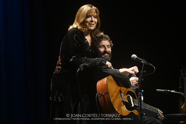 Maria del Mar Bonet & Borja Penalba (Vipsbalsound, Teatre Mundial, 2025-12-28 / La Bisbal -Girona-) Por Joan Cortès [INSTANTZZ AKA Galería fotográfica AKA Fotoblog de jazz, impro… y algo más] - Tomajazz - Maria del Mar Bonet & Borja Penalba actuaron en Vipsbalsound, Teatre Mundial en La Bisbal -Girona-, el 28 de diciembre de 2025. Joan Cortès lo retrata en INSTANTZZ