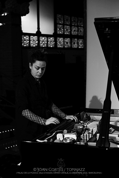Martí Sales & Jordina Millà “Les quatre estacions: Hivern” (Palau de la Música, 2025-12-22 / Barcelona) Por Joan Cortès [INSTANTZZ AKA Galería fotográfica AKA Fotoblog de jazz, impro… y algo más] - Tomajazz