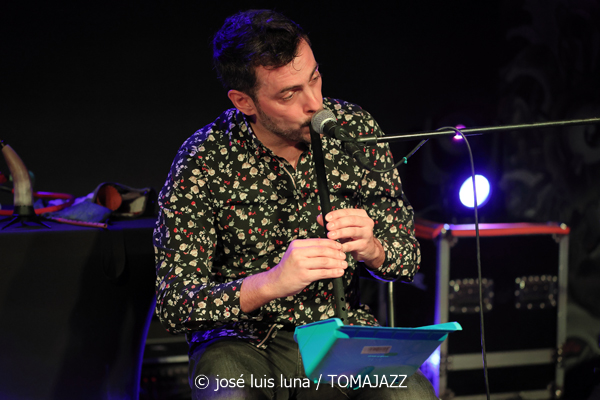 Fetén Fetén (Sala Zero. Es Gremi. Palma. 2026-01-30) Por José Luis Luna Rocafort [INSTANTZZ AKA Galería fotográfica AKA Fotoblog de jazz, impro… y algo más] - Tomajazz - Fetén Fetén actuó en Es Gremi, Palma., el 30 de enero de 2026. José Luis Luna Rocafort lo retrata en INSTANTZZ. Actuaron Diego Galaz, Jorge Arribas