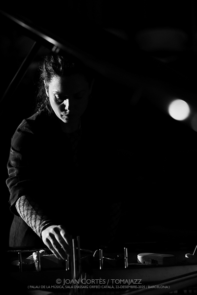 Martí Sales & Jordina Millà “Les quatre estacions: Hivern” (Palau de la Música, 2025-12-22 / Barcelona) Por Joan Cortès [INSTANTZZ AKA Galería fotográfica AKA Fotoblog de jazz, impro… y algo más] - Tomajazz