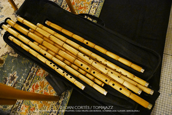 Ney Quartet (LAC -Laboratori Arts Contemplatives-, Casa Virupa-Can Bordoi, 2026-01-10 / Llinars -Barcelona-) Por Joan Cortès [INSTANTZZ AKA Galería fotográfica AKA Fotoblog de jazz, impro… y algo más] - Tomajazz - Ney Quartet actuó en LAC -Laboratori Arts Contemplatives-, Casa Virupa-Can Bordoi, en Llinars -Barcelona-, el 10 de enero de 2026. Joan Cortès lo retrata en INSTANTZZ. Con Christos Barbas, Nabil Naïr, Pau Puig, Laia Puig 