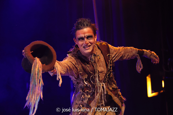 Òpera dels tres Cèntims (Teatre Xesc Forteza, Palma. 2026-03-15) Por José Luis Luna Rocafort [INSTANTZZ AKA Galería fotográfica AKA Fotoblog de jazz, impro… y algo más] - Tomajazz - Òpera dels tres Cèntims se representó en Teatre Xesc Forteza de Palma, el 15 de marzo de 2026. José Luis Luna Rocafort lo retrata en INSTANTZZ AKA Galería fotográfica AKA Fotoblog de jazz, impro… y algo más]