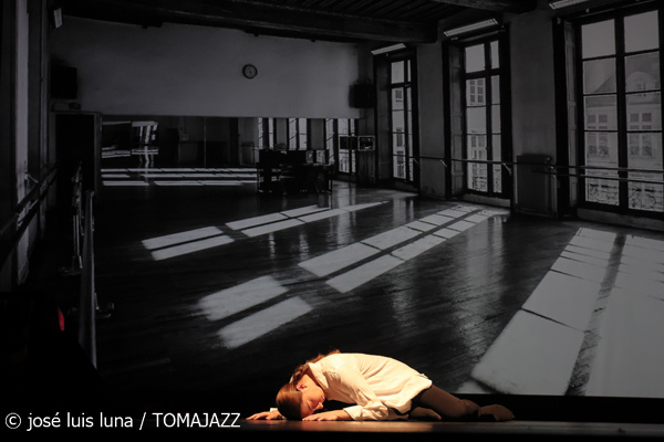 Alicia Gibert (V Festival Paco de Lucía 2026. Teatre Xesc Forteza. 2026-03-17) Por José Luis Luna Rocafort [Flamencuras AKA INSTANTZZ AKA Galería fotográfica AKA Fotoblog de jazz, impro… y algo más] - Tomajazz - Alicia Gibert fue la Ganadora III Beca Jóvenes Talentos, V Festival Paco de Lucía 2026. Teatre Xesc Forteza. 2026-03-17) Por José Luis Luna Rocafort [Flamencuras AKA INSTANTZZ