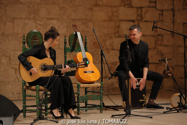 Mercedes Luján (V Festival Paco de Lucía 2026. Es Baluard Museu, Palma. 2026-03-19) Por José Luis Luna Rocafort [Flamencuras AKA INSTANTZZ AKA Galería fotográfica AKA Fotoblog de jazz, impro… y algo más] - Tomajazz - Mercedes Luján (V Festival Paco de Lucía 2026. Es Baluard Museu, Palma. 2026-03-19) Por José Luis Luna Rocafort [Flamencuras AKA INSTANTZZ