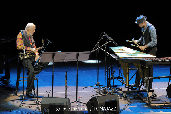 Paquito D'Rivera Trío (Auditorium de Palma. 2026-03-20) Por José Luis Luna Rocafort [INSTANTZZ AKA Galería fotográfica AKA Fotoblog de jazz, impro… y algo más] - Tomajazz - Paquito D'Rivera Trío actuó en el Auditorium de Palma el 20 de marzo de 2026. José Luis Luna Rocafort lo retrata en INSTANTZZ. Con Paquito D'Rivera, Pepe Rivero, Sebastián Laverde, Ángela Cervantes