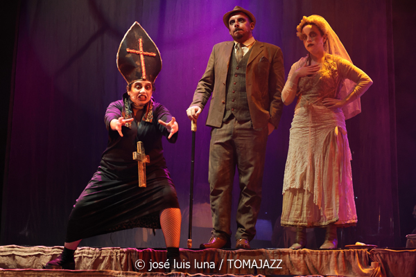 Òpera dels tres Cèntims (Teatre Xesc Forteza, Palma. 2026-03-15) Por José Luis Luna Rocafort [INSTANTZZ AKA Galería fotográfica AKA Fotoblog de jazz, impro… y algo más] - Tomajazz - Òpera dels tres Cèntims se representó en Teatre Xesc Forteza de Palma, el 15 de marzo de 2026. José Luis Luna Rocafort lo retrata en INSTANTZZ AKA Galería fotográfica AKA Fotoblog de jazz, impro… y algo más]