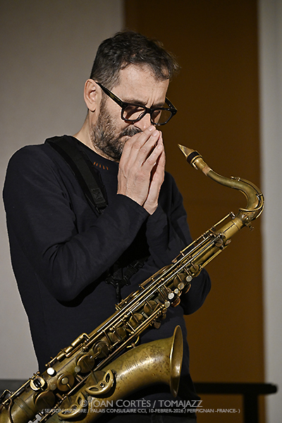 Francesco Bearzatti & Federico Casagrande (Season Jazzèbre / Palais Consulaire CCI, 2026-02-10 / Perpignan -France-) Por Joan Cortès [INSTANTZZ AKA Galería fotográfica AKA Fotoblog de jazz, impro… y algo más] - Tomajazz - Francesco Bearzatti & Federico Casagrande actuaron en Season Jazzèbre en Perpignan, Francia, el 10 de febrero de 202/ Palais Consulaire CCI, 2026-02-10 / Perpignan -France-) Por Joan Cortès [INSTANTZZ