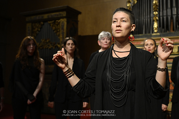 Veus Lliures “Relat” (Cicle Guitarres / Museu de la Música, 2026-01-15 / Barcelona) Por Joan Cortès [INSTANTZZ AKA Galería fotográfica AKA Fotoblog de jazz, impro… y algo más] - Tomajazz - Veus Lliures “Relat” actuó en el Cicle Guitarres del Museu de la Música de Barcelona, el 15 de enero de 2026. Joan Cortès lo retrata en INSTANTZZ