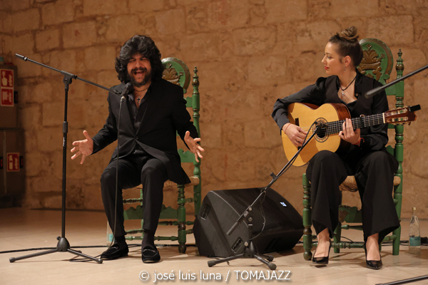 Mercedes Luján (V Festival Paco de Lucía 2026. Es Baluard Museu, Palma. 2026-03-19) Por José Luis Luna Rocafort [Flamencuras AKA INSTANTZZ AKA Galería fotográfica AKA Fotoblog de jazz, impro… y algo más] - Tomajazz - Mercedes Luján actuó en el V Festival Paco de Lucía 2026 en Palma, el 19 de marzo de 2026. José Luis Luna Rocafort lo retrata en las Flamencuras de INSTANTZZ. Con Mercedes Luján, Naím Real, Rancapino Chico