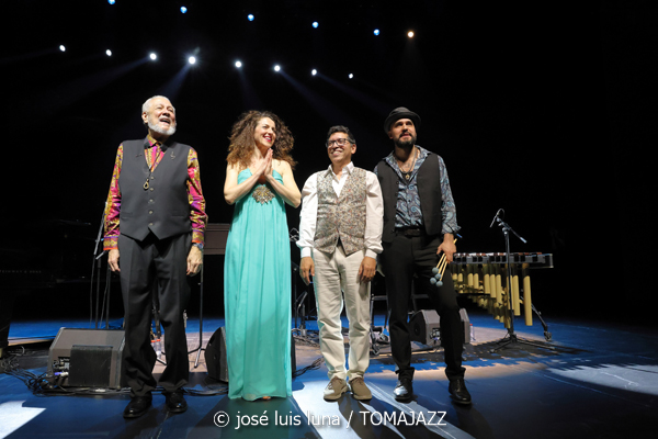 Paquito D'Rivera Trío (Auditorium de Palma. 2026-03-20) Por José Luis Luna Rocafort [INSTANTZZ AKA Galería fotográfica AKA Fotoblog de jazz, impro… y algo más] - Tomajazz - Paquito D'Rivera Trío actuó en el Auditorium de Palma el 20 de marzo de 2026. José Luis Luna Rocafort lo retrata en INSTANTZZ. Con Paquito D'Rivera, Pepe Rivero, Sebastián Laverde, Ángela Cervantes
