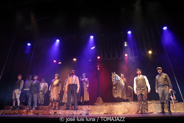 Òpera dels tres Cèntims (Teatre Xesc Forteza, Palma. 2026-03-15) Por José Luis Luna Rocafort [INSTANTZZ AKA Galería fotográfica AKA Fotoblog de jazz, impro… y algo más] - Tomajazz - Òpera dels tres Cèntims se representó en Teatre Xesc Forteza de Palma, el 15 de marzo de 2026. José Luis Luna Rocafort lo retrata en INSTANTZZ AKA Galería fotográfica AKA Fotoblog de jazz, impro… y algo más]