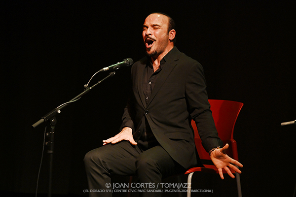 Lucía La Bronce (El Dorado sfb / Centre Cívic Parc Sandaru, 2026-01-29 / Barcelona) Por Joan Cortès [Flamencuras AKA INSTANTZZ AKA Galería fotográfica AKA Fotoblog de jazz, impro… y algo más] - Tomajazz - Lucía La Bronce actuó en El Dorado sfb de Barcelona, el 19 de enero de 2025. Joan Cortès la retrata en las Flamencuras de INSTANTZZ. Actuaron Lucía La Bronce, Manuel Pajares, Daniel Mejía “El Carqui” 