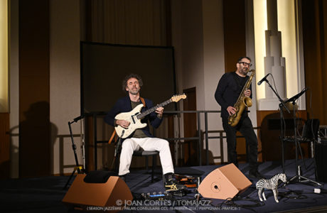 Francesco Bearzatti & Federico Casagrande (Season Jazzèbre / Palais Consulaire CCI, 2026-02-10 / Perpignan -France-) Por Joan Cortès [INSTANTZZ AKA Galería fotográfica AKA Fotoblog de jazz, impro… y algo más] - Tomajazz - Francesco Bearzatti & Federico Casagrande actuaron en Season Jazzèbre en Perpignan, Francia, el 10 de febrero de 2026. Joan Cortès lo retrata en INSTANTZZ