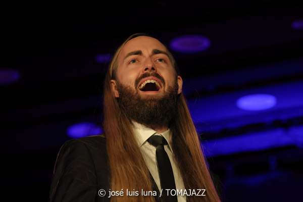 Ringmasters (Caixaforum Palma. 2026-04-14) Por José Luis Luna Rocafort [INSTANTZZ AKA Galería fotográfica AKA Fotoblog de jazz, impro… y algo más] - Tomajazz - Ringmasters actuó en Caixaforum Palma, el 14 de abril de 2026. José Luis Luna Rocafort retrata el concierto en INSTANTZZ. Con