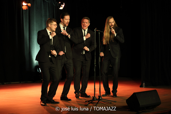 Ringmasters (Caixaforum Palma. 2026-04-14) Por José Luis Luna Rocafort [INSTANTZZ AKA Galería fotográfica AKA Fotoblog de jazz, impro… y algo más] - Tomajazz - Ringmasters actuó en Caixaforum Palma, el 14 de abril de 2026. José Luis Luna Rocafort retrata el concierto en INSTANTZZ. Con Jakob Stenberg, Víctor Nilsson, Didier Linder