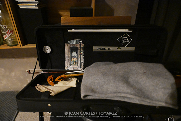 Luz Prado (CIMIC-2026 / Can Batet, 2026-02-21 / Olot -Girona-) [II] Por Joan Cortès [INSTANTZZ AKA Galería fotográfica AKA Fotoblog de jazz, impro… y algo más] - Tomajazz - Luz Prado actuó en CIMIC-2026 en Can Batet en Girona, el 21 de febrero de 2026. Joan Cortès INSTANTZZ