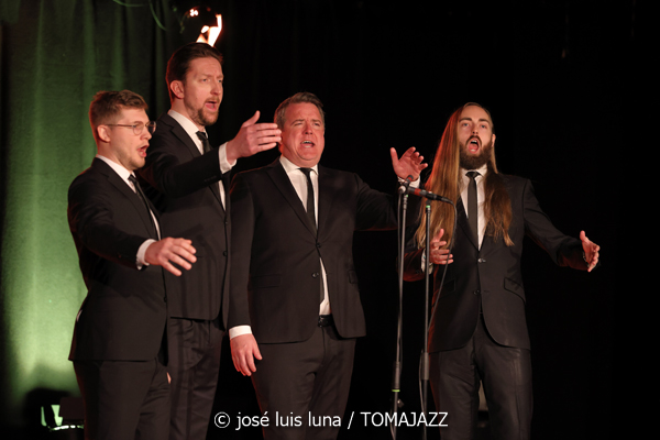 Ringmasters (Caixaforum Palma. 2026-04-14) Por José Luis Luna Rocafort [INSTANTZZ AKA Galería fotográfica AKA Fotoblog de jazz, impro… y algo más] - Tomajazz - Ringmasters actuó en Caixaforum Palma, el 14 de abril de 2026. José Luis Luna Rocafort retrata el concierto en INSTANTZZ. Con Jakob Stenberg, Víctor Nilsson, Didier Linder