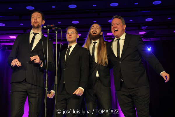 Ringmasters (Caixaforum Palma. 2026-04-14) Por José Luis Luna Rocafort [INSTANTZZ AKA Galería fotográfica AKA Fotoblog de jazz, impro… y algo más] - Tomajazz - Ringmasters actuó en Caixaforum Palma, el 14 de abril de 2026. José Luis Luna Rocafort retrata el concierto en INSTANTZZ. Con Jakob Stenberg, Víctor Nilsson, Didier Linder