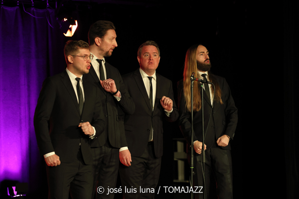 Ringmasters (Caixaforum Palma. 2026-04-14) Por José Luis Luna Rocafort [INSTANTZZ AKA Galería fotográfica AKA Fotoblog de jazz, impro… y algo más] - Tomajazz - Ringmasters actuó en Caixaforum Palma, el 14 de abril de 2026. José Luis Luna Rocafort retrata el concierto en INSTANTZZ. Con Jakob Stenberg, Víctor Nilsson, Didier Linder