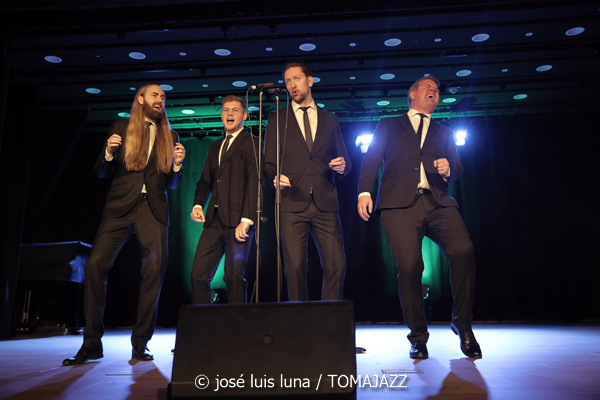 Ringmasters (Caixaforum Palma. 2026-04-14) Por José Luis Luna Rocafort [INSTANTZZ AKA Galería fotográfica AKA Fotoblog de jazz, impro… y algo más] - Tomajazz - Ringmasters actuó en Caixaforum Palma, el 14 de abril de 2026. José Luis Luna Rocafort retrata el concierto en INSTANTZZ. Con Jakob Stenberg, Víctor Nilsson, Didier Linder